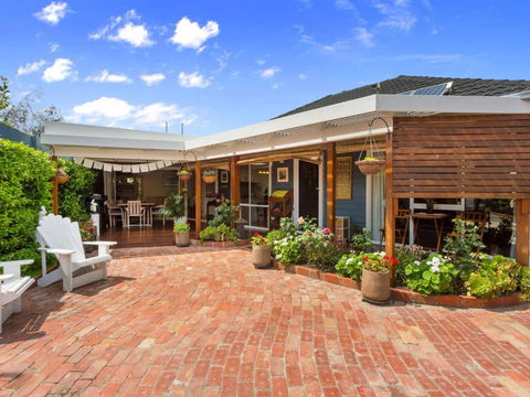 KARINYA MORNINGTON - Tourism Townsville 5