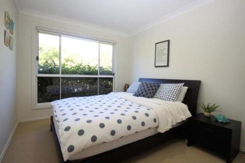 MAGIC BEACH HOUSE PET FRIENDLY - Tourism Townsville 3