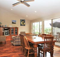 BEACHSIDE VILLA 2 - Tourism Townsville