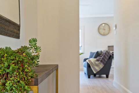 Accommodation Hunter - Adams St Maitland - Tourism Townsville 0