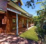 Semaphore Beach House - Tourism Townsville