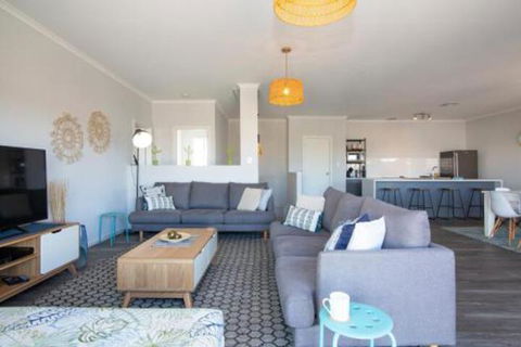 Xanadu Aldinga Beach - Tourism Townsville 7