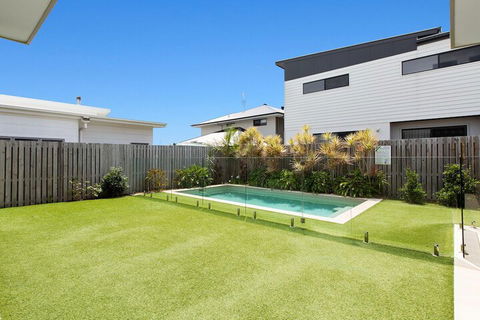 BEACHSIDE HAVEN - Tourism Townsville 2