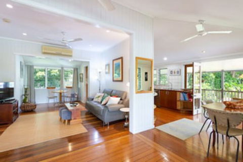 Edenvale Cottage In Beautiful Tropical - Tourism Townsville 0
