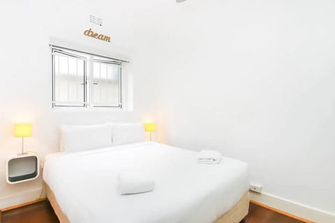 Quiet 1 Bedroom Apartment 5 Minutes From CBD - Tourism Townsville 5