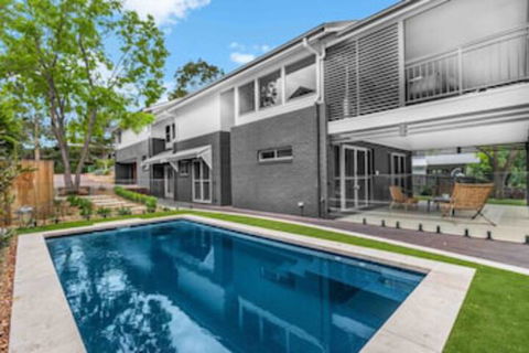 Hunter Treehouse - Tourism Townsville 0