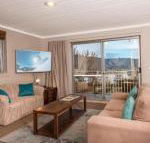 Erulisse Spacious townhouse with magical lake views - Tourism Townsville