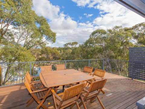 The Lakefront 69 Townsend Street - Tourism Townsville 4