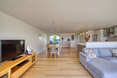 Quarterdeck Apartment - Tourism Townsville 5