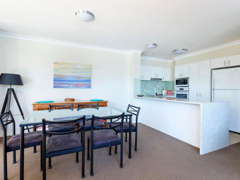 Aquarius Apartment 4 - Tourism Townsville 2