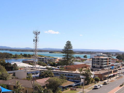 Strand Beachside 801 - Tourism Townsville 6