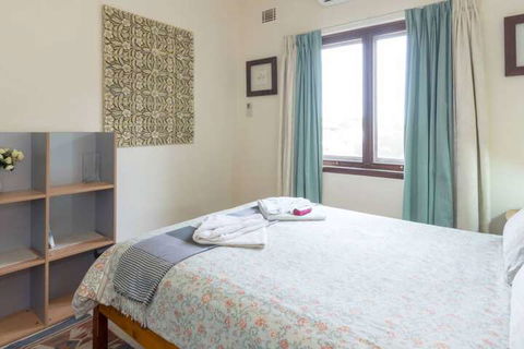 B6 Cafes & Restaurants Close To UWA - Tourism Townsville 6