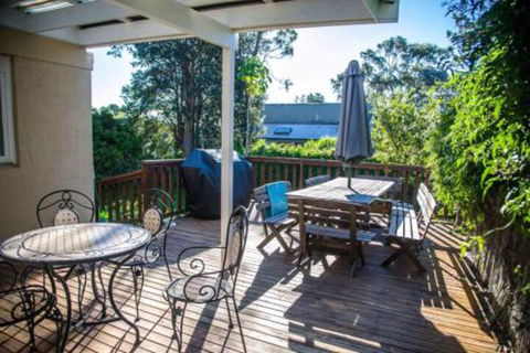 Families Escape To The Coast - Tourism Townsville 0