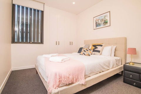 Modern 2bed2bath APT At Neutral Bayparking+wifi - Tourism Townsville 1