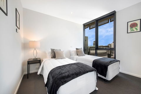 FARINA, 1BDR Docklands Apartment - Tourism Townsville 5