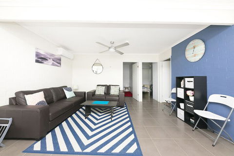 Villa Forster - Tourism Townsville 6