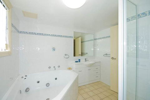 Mirage Unit 602 - Tourism Townsville 7