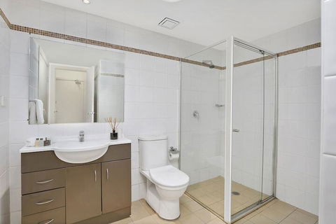 The Apartment Service BAR09 - Tourism Townsville 4