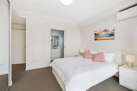 Cosy 3BR Penthouse Close To Westfield Hornsby & Train Station - Tourism Townsville 5