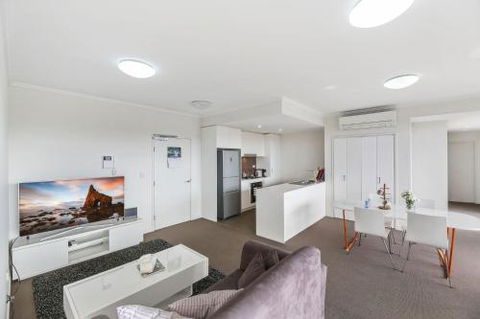 Cosy 3BR Penthouse Close To Westfield Hornsby & Train Station - Tourism Townsville 3