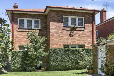 Spacious Two Bedroom Apartment In Crows Nest HUNT1 - Tourism Townsville 6