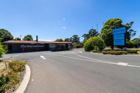 The Wurruk Motel - Tourism Townsville 3
