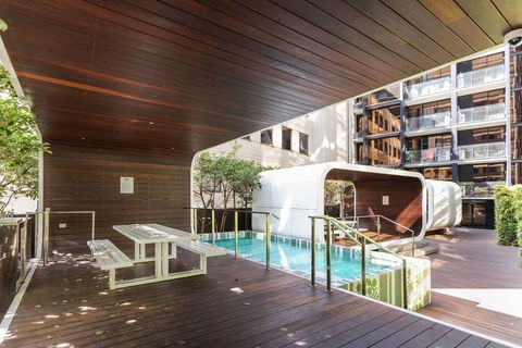 Xanadu Apartments - Tourism Townsville 0