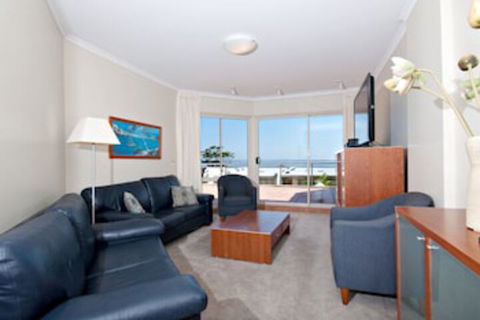 Breakwater Apartment Unit 104 / 2 Messines Street - Tourism Townsville 0