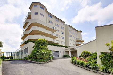 Breakwater Apartment Unit 104 / 2 Messines Street - Tourism Townsville 2