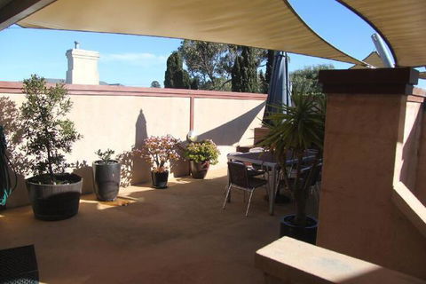 SACKVILLE APARTMENT 1 - Tourism Townsville 5