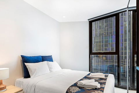 IFSuites (IFSTAYS) Light House Apartment - Tourism Townsville 5