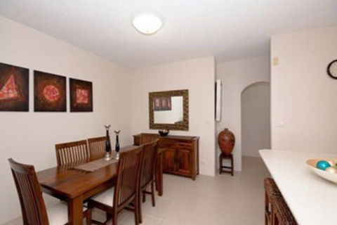 Kiah Unit 16 / 53 Victoria Parade - Tourism Townsville 3