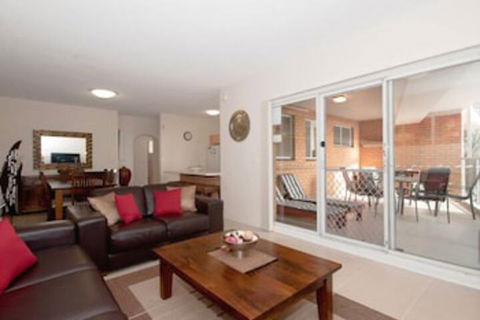 Kiah Unit 16 / 53 Victoria Parade - Tourism Townsville 0