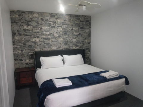 The Happy Wanderer Motel - Tourism Townsville 3