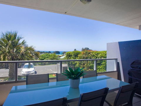 LORNE CHALET APARTMENT 10 Ask About Midweek Deals - Tourism Townsville 3