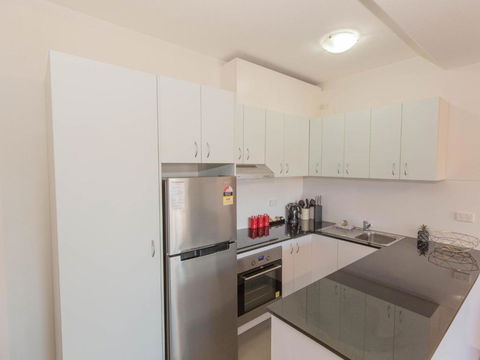 Kooringa 1 / 8 Townsend Street - Tourism Townsville 2