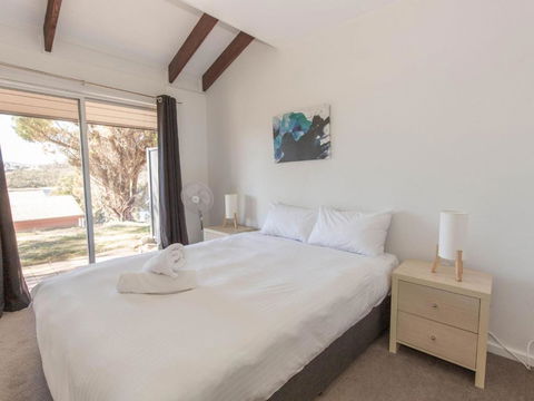Kooringa 1 / 8 Townsend Street - Tourism Townsville 6