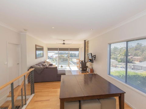 Aspect 2 / 8a Poly Cow Lane - Tourism Townsville 4