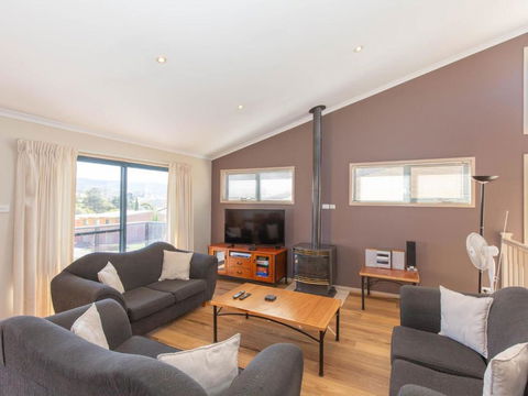 Acacia 5 / 2 Kirwan Close - Tourism Townsville 6