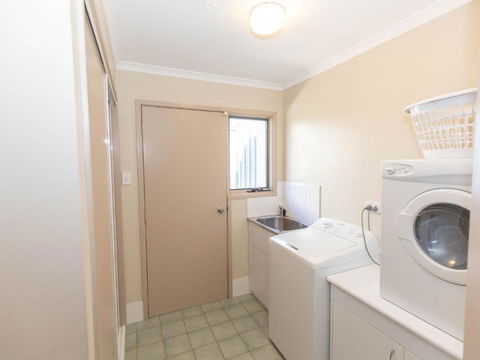 Acacia 5 / 2 Kirwan Close - Tourism Townsville 3