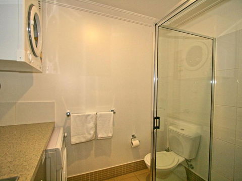 Khione 5 / 23 25 Kirwan Close - Tourism Townsville 4