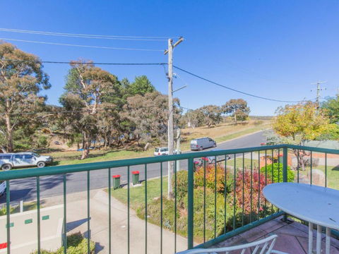 Cobb & Co 3 / 39 Cobbon Crescent - Tourism Townsville 5