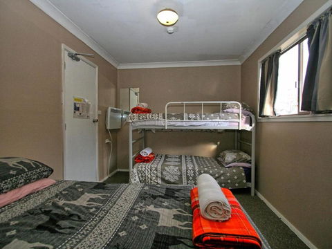 Blizzard Bunny Lodge - Tourism Townsville 3
