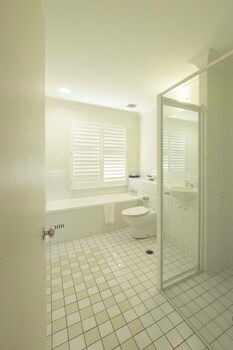 Villa Legato - Tourism Townsville 6