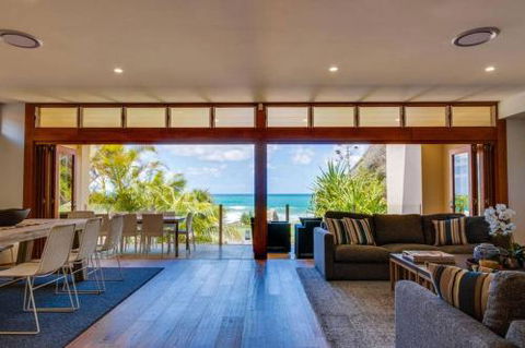 Sapphire Seas Beach House - Tourism Townsville 2
