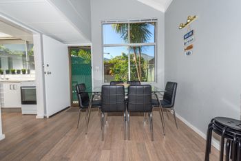 The Pines 8 Shoal Bay - Tourism Townsville 2
