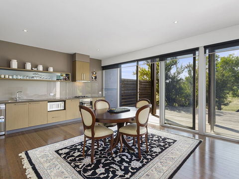 DREW Stay On St. Andrews Top Rated Golf Course - Tourism Townsville 5