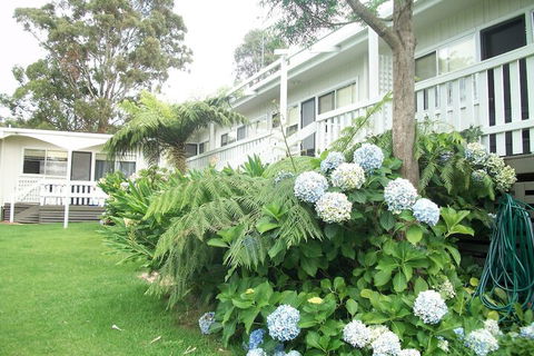 Top Of The Lake Units - Tourism Townsville 2