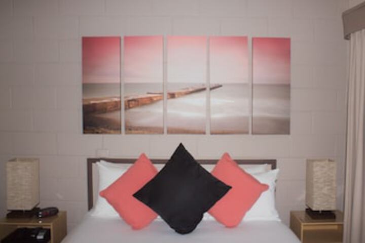 Gladstone ACT Tourism Townsville