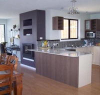 Oakley Place Townhouse - Tourism Townsville